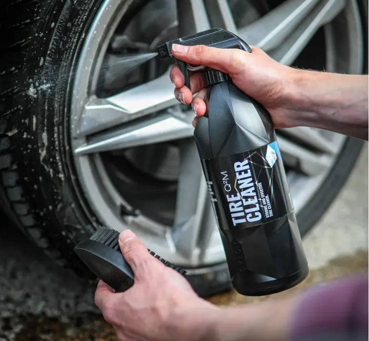 Gyeon Q2M Tire Cleaner