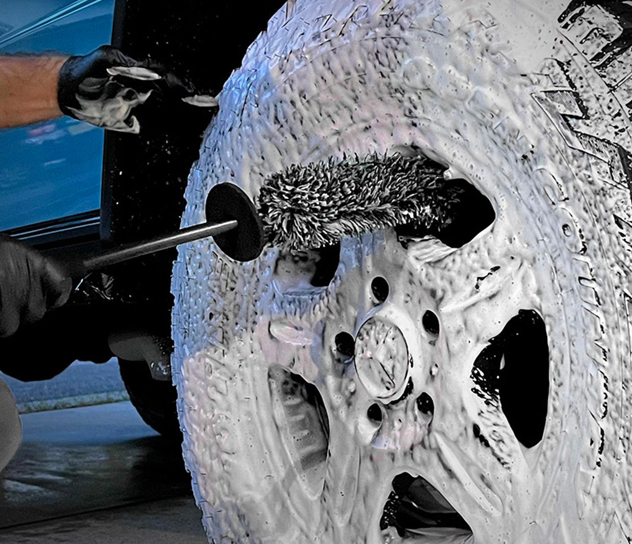 CarPro Flat Spot Wheel Brush Set