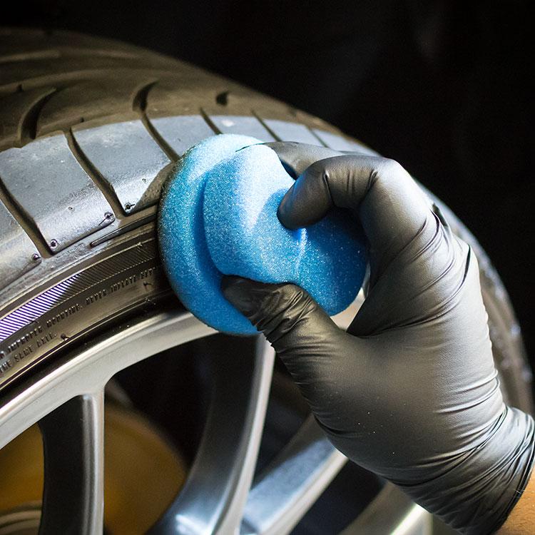 Round Tyre Dressing Applicator