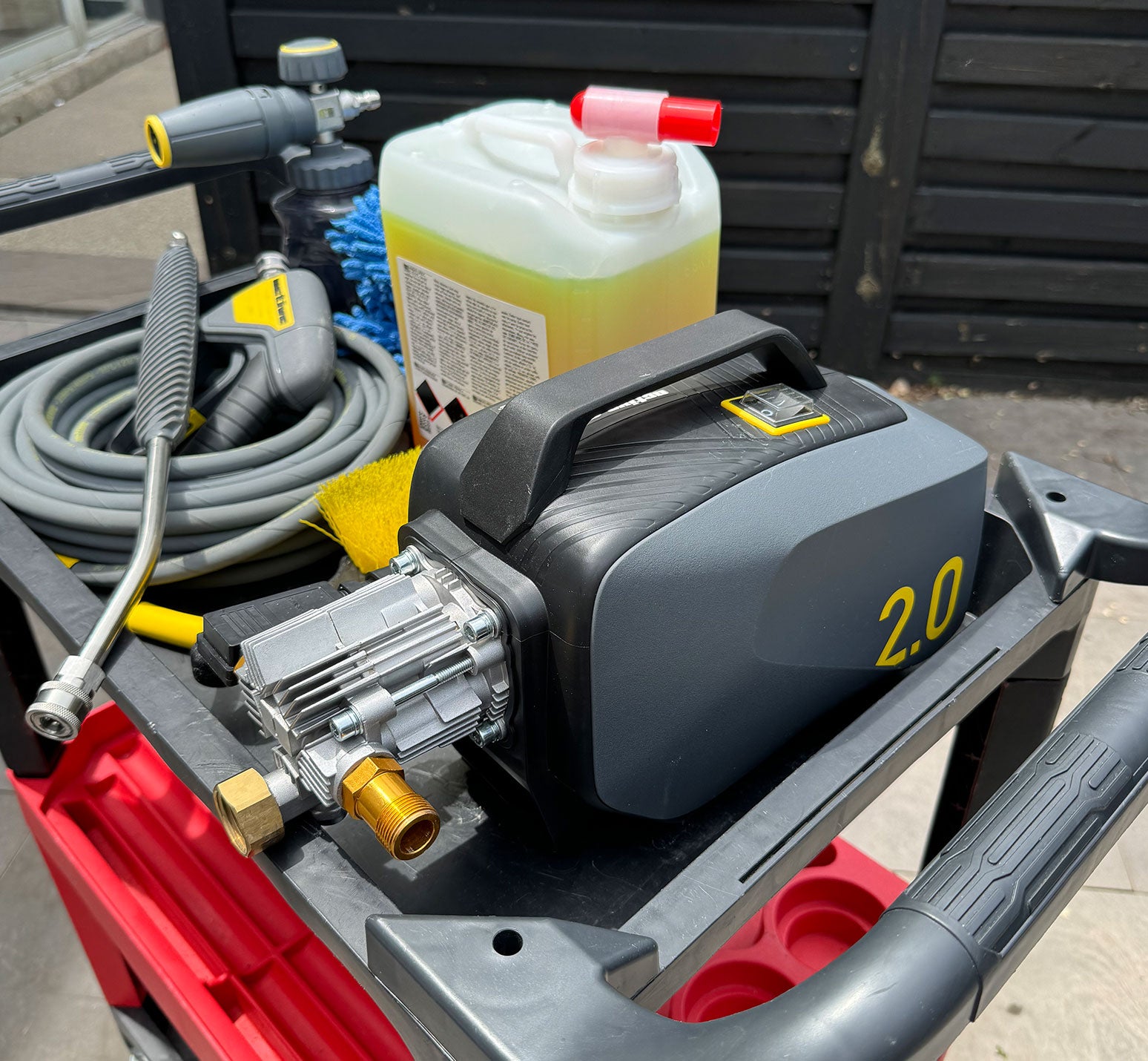 Active™ 2.0 Electric Pressure Washer