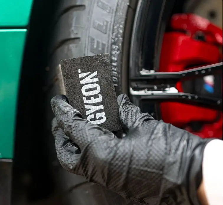 Gyeon Q2M Tire Applicator